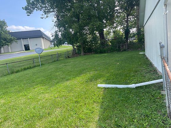 2nd image of 6202 N Englewood Dr