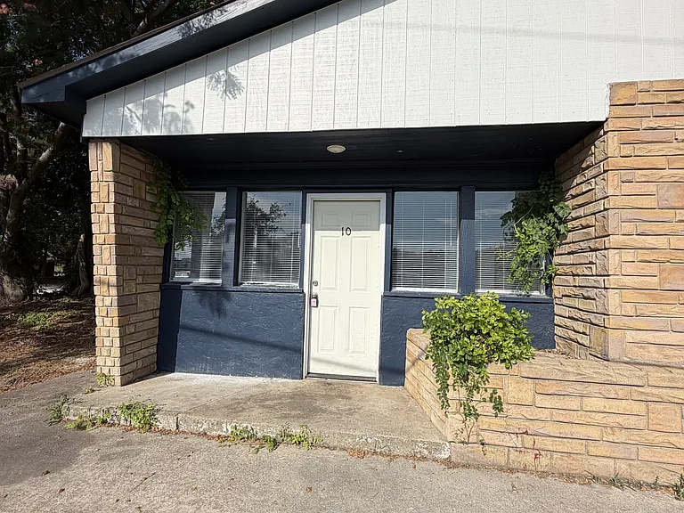 3690 US Highway 17 #10 — Photo 1