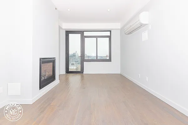 Rented by MySpaceNYC | media 5