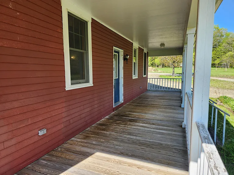 109 N Hollow Rd — Photo 43