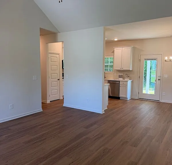 100 Centennial Ln — Photo 9