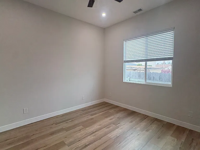 1226 Fern Ave #1 — Photo 24
