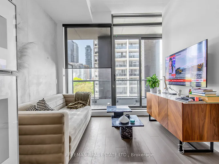 81 Wellesley St E #608 — Photo 10