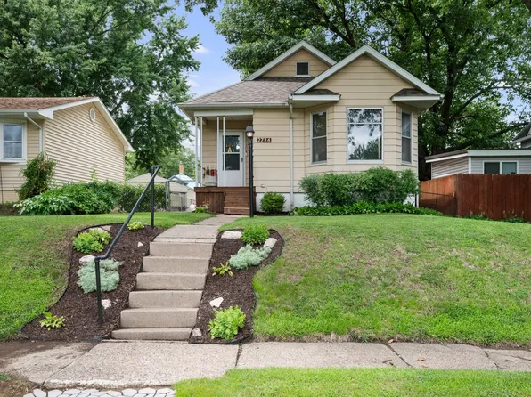 2724 Jefferson Ave, Davenport, IA 52803