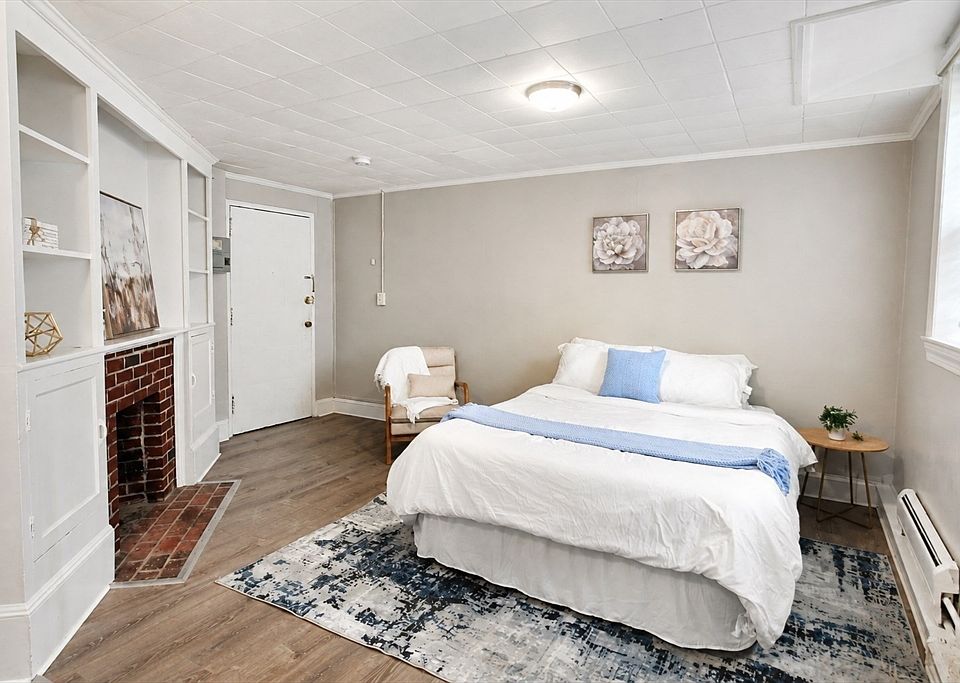 1st image of 16 Chauncy St APT B