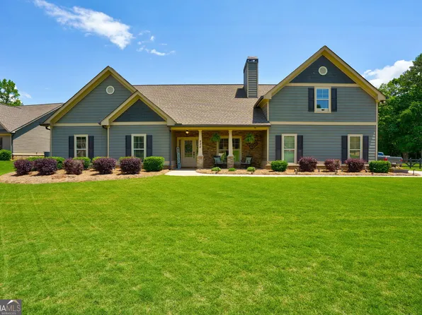 225 Poppyfield Farm Dr, Good Hope, GA 30641