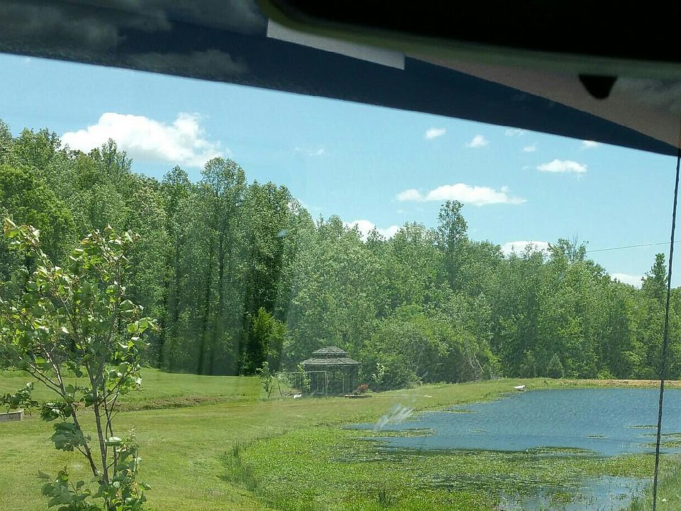 2nd image of 688 Littrell Rd