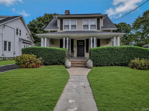 163 Jennings Avenue, Patchogue, NY 11772