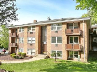 232 Kearsing Pkwy APT A, Monsey, NY 10952