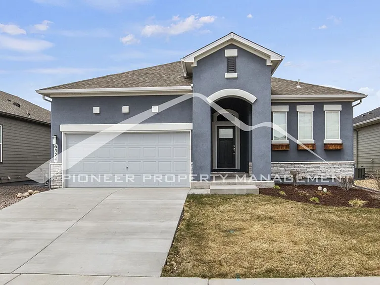 6524 Courtland Pl — Photo 2