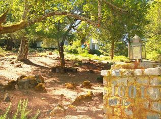 1001 White Oak Dr, Santa Rosa, CA 95409