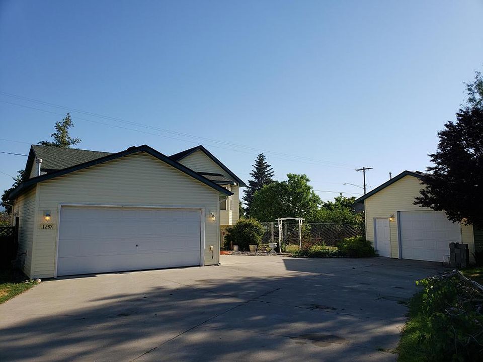 1st image of 1262 E Mesquite Ct