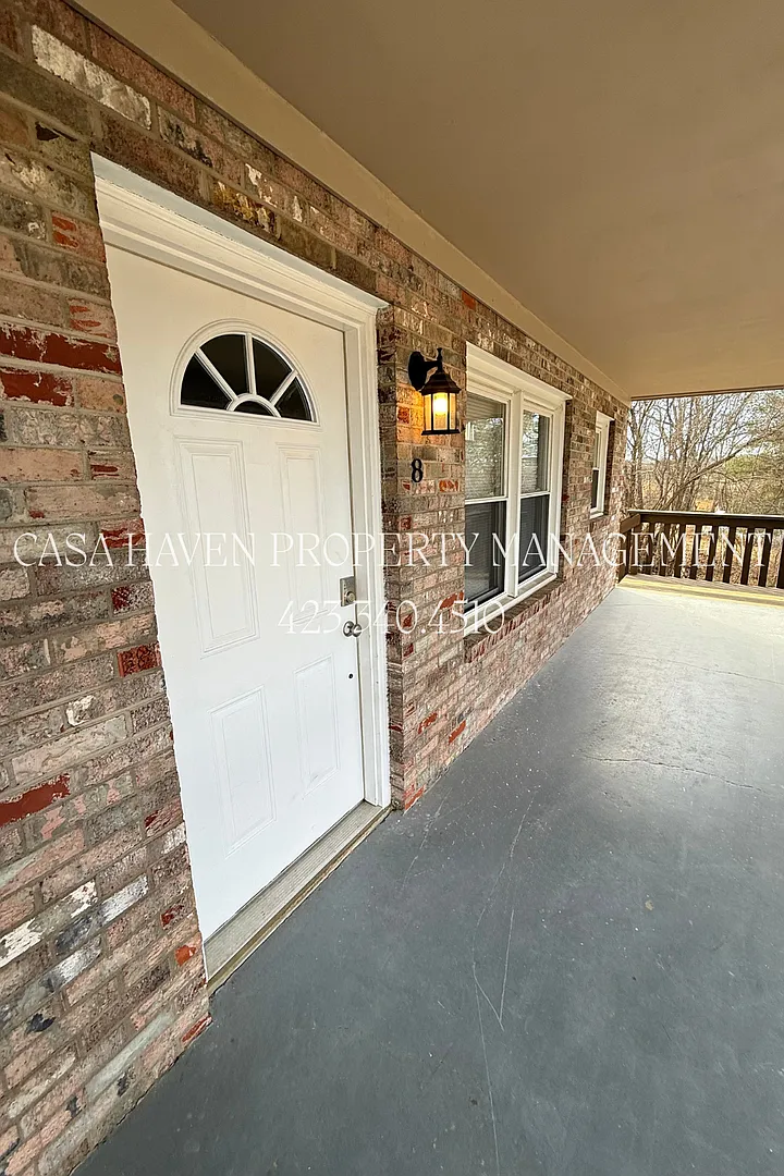 Cedar Point Apartments 189 Cedar Point Road, Johnson City, TN — Photo 1