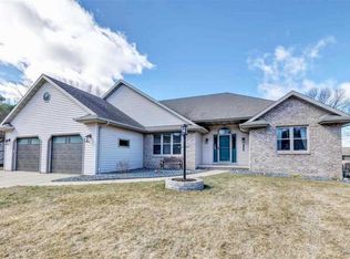 4013 Buckeye Way, Green Bay, WI 54311