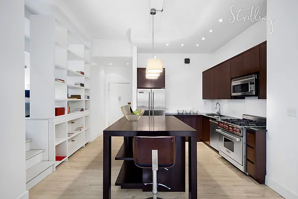 Sold by Stribling | media 16