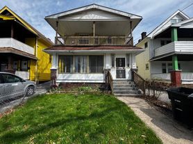 12633 Edmonton Ave, Cleveland, OH