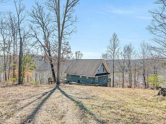 2nd image of 150 Reservoir View Dr