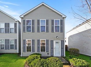 796 Symphony Dr, Aurora, IL 60504