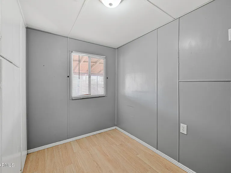 2055 W Gregory St — Photo 7