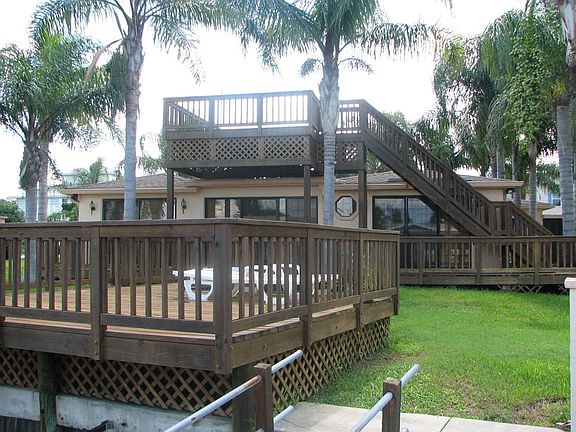 Tons of Deck Space