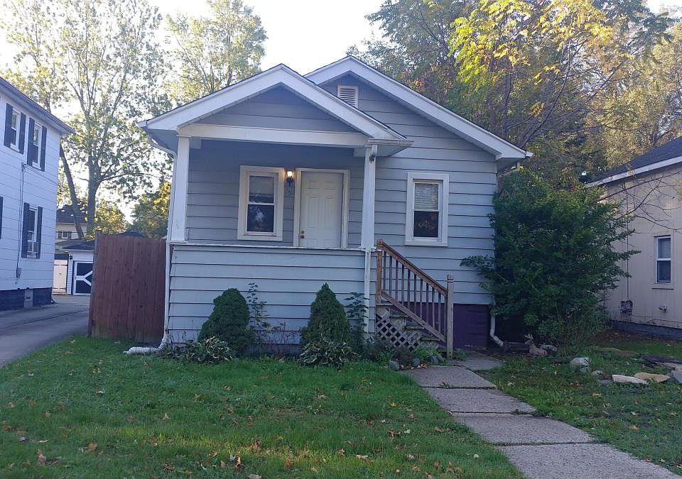 1st image of 75 Clair Ave