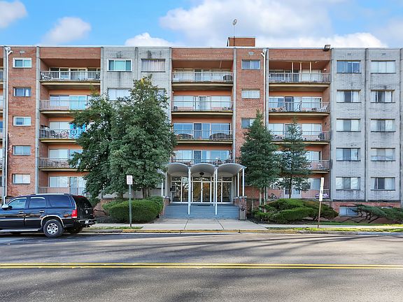 2nd image of 401 N Armistead St APT 204
