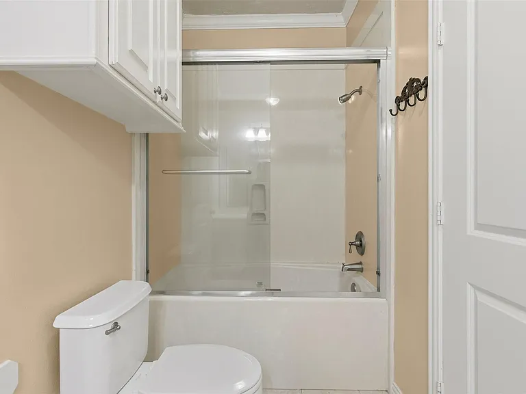 79 Melrose Dr — Photo 29