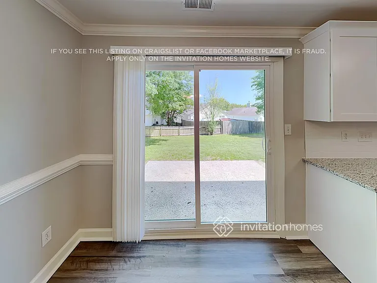 410 Queens Dr SW — Photo 7