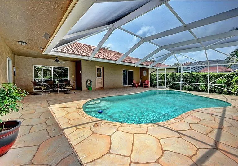 5088 NW 100th Ter — Photo 19