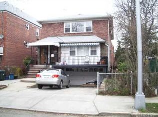 6131 217th St FL 1ST, Oakland Gardens, NY 11364