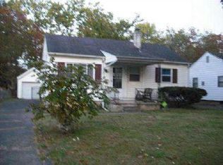 7213 Clovernook Ave, Cincinnati, OH 45231
