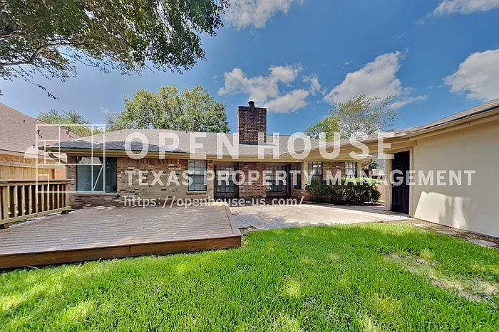 2811 Pineleaf Dr — Photo 23