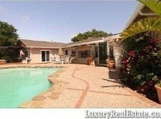 21021 Sarahills Dr, Saratoga, CA 95070