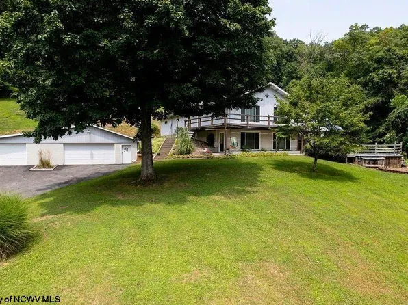 374 Bingamon Rd, Worthington, WV 26591