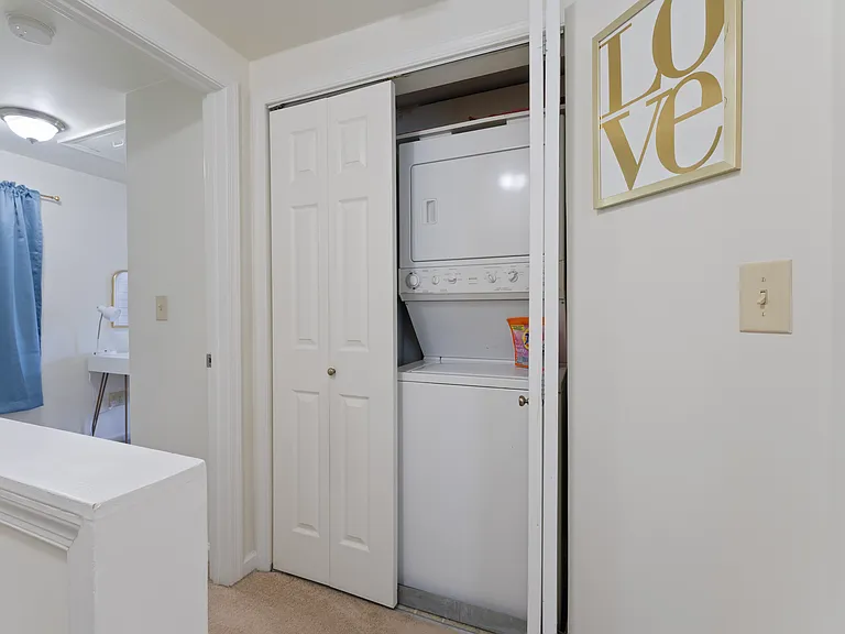 1115 Winchester St #D — Photo 22