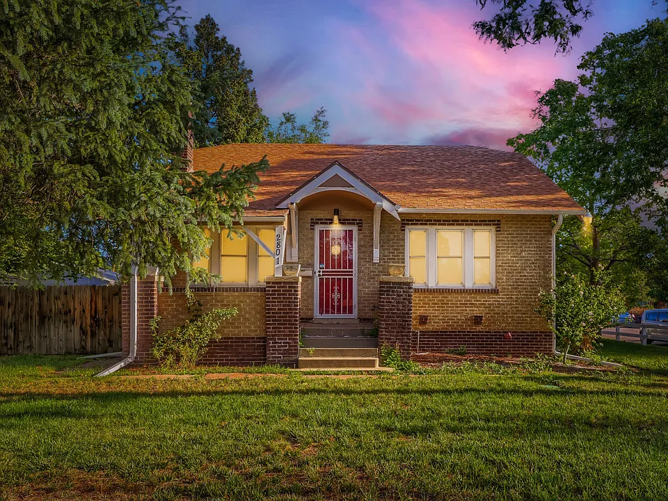 2801 W Mississippi Ave