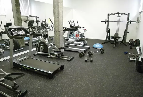 Rented by Nooklyn NYC LLC | media 19