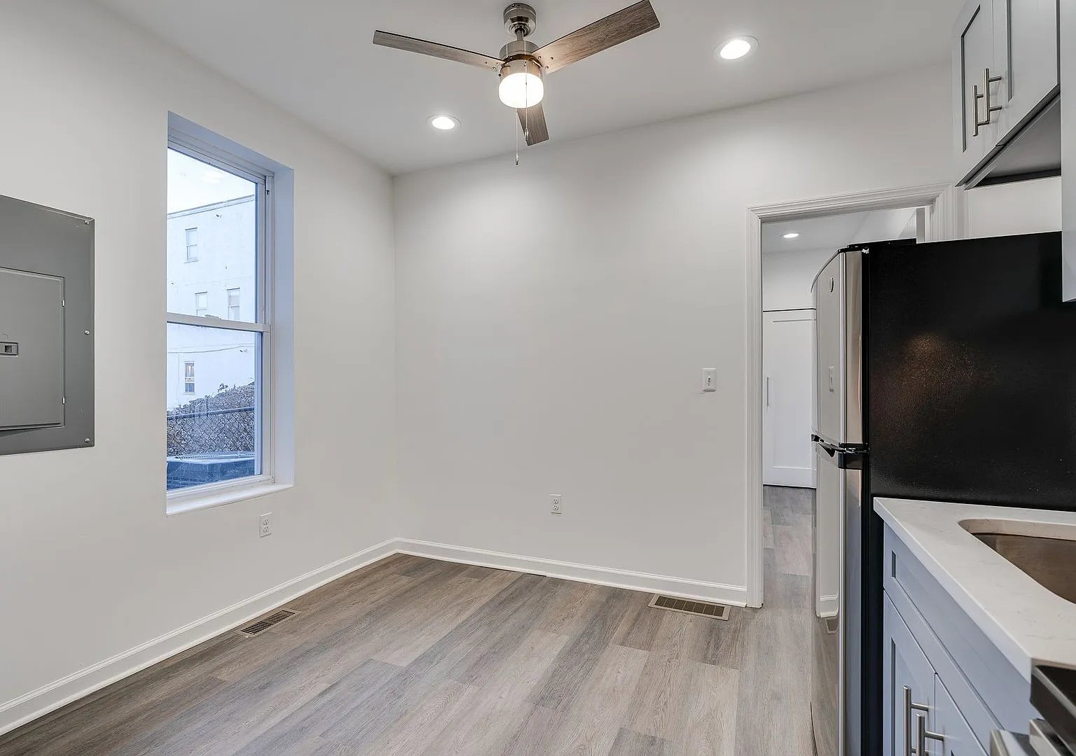 4216 Westminster Ave — Photo 3