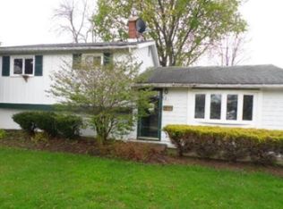 13847 Donald Dr, Brookpark, OH