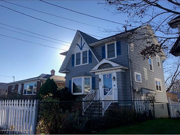 3rd image of 76 Raymond Ave