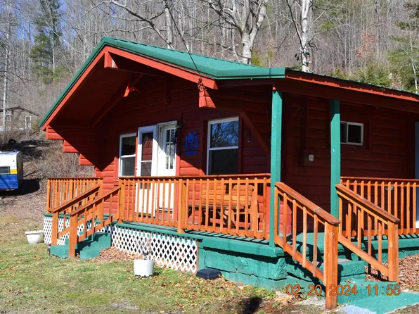 11765 Gauley Tpke, Ireland, WV 26376