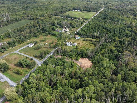 2nd image of M4 Lake Rd