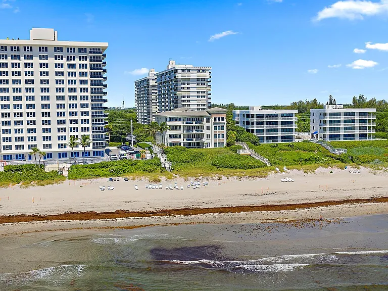 2070 N Ocean Blvd #Penthouse 4 — Photo 42