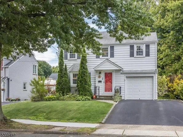54 Yale St, Bloomfield Twp., NJ 07003