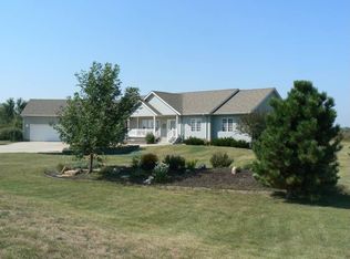120 Knollwood Dr, Forest City, IA 50436