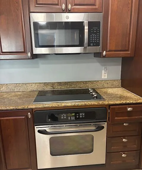 2401 Renaissance Way — Photo 9