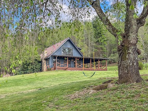 3rd image of 3956 Franks Creek Rd