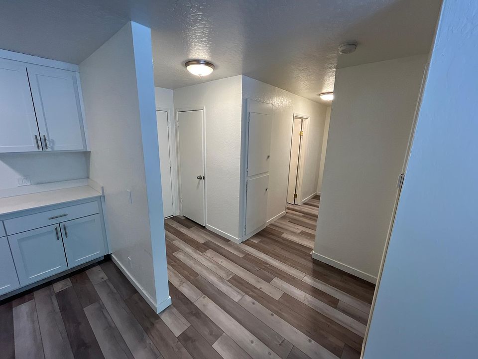 1st image of 1224 Ski Run Blvd #33