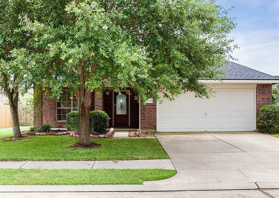 1st image of 4304 Summer Ln