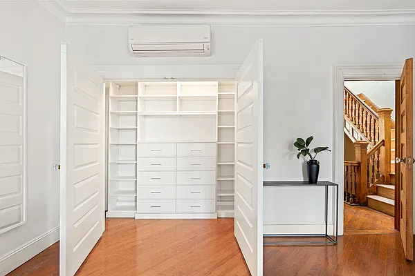Sold by Corcoran | media 8